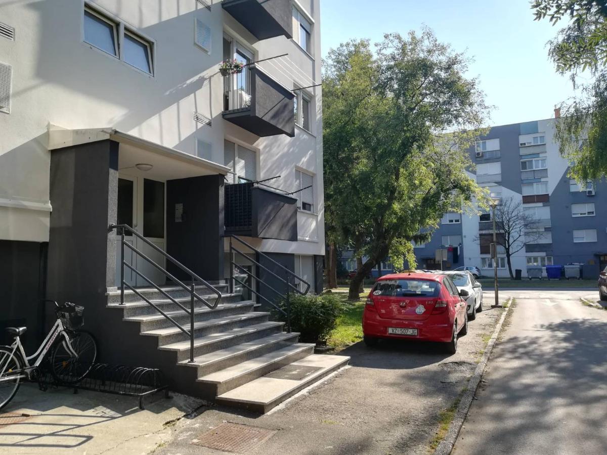 Apartman D&D*** Varaždin Eksteriør billede