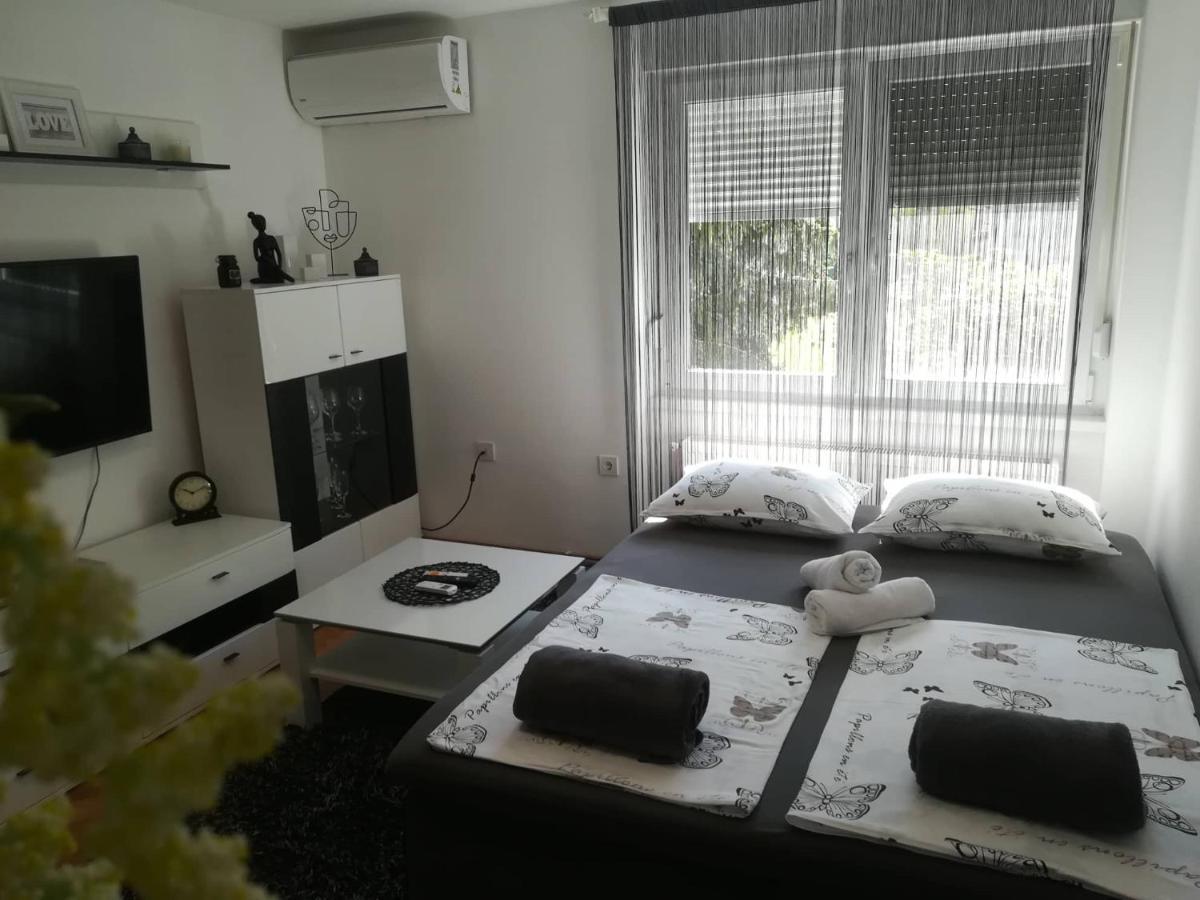 Apartman D&D*** Varaždin Eksteriør billede